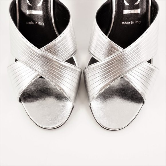 New In Box Gucci 80mm Metallic-Finish Leather Sandals In Women's Size EU 38.5 - Picture 6 of 15